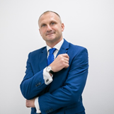 dr n. med. Piotr Stołtny